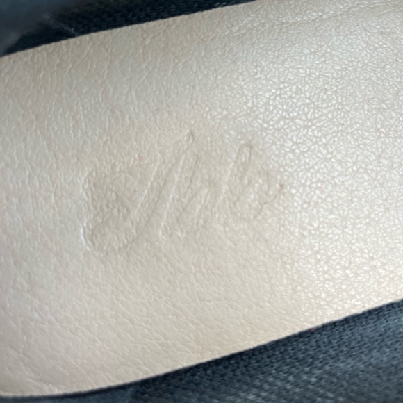 JBB woman’s driving Black Loafers - Picture 3 of 7